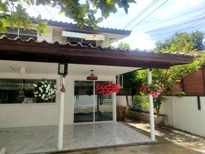 เช่าบ้านเดี่ยว ไบเทค บางนา : HR3554ให้เช่าบ้านสวน อุดมสุข 48 - บางนา (Pet Friendly & Home Office Welcome) ใกล้ BTS อุดมสุข & รถไฟฟ้าสายสีเหลือง