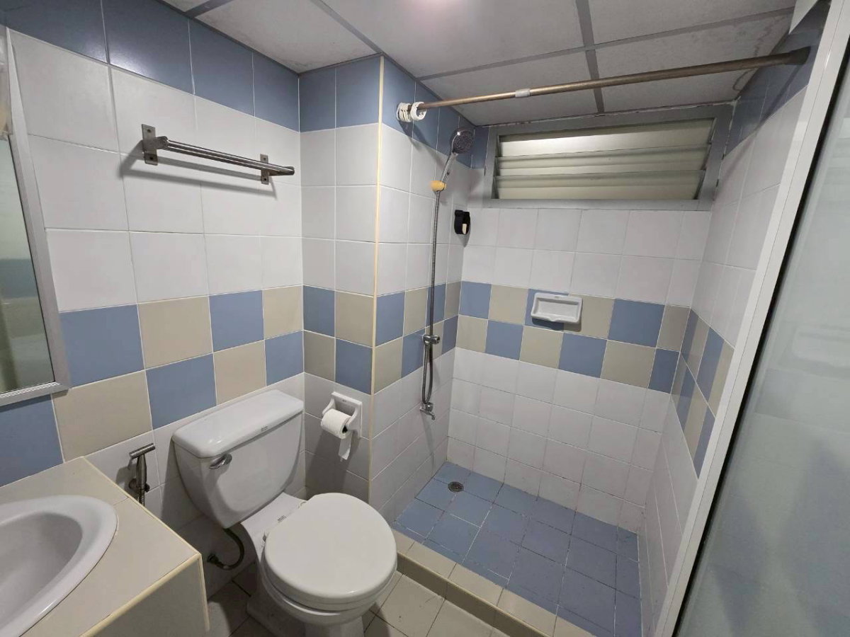 รูป ขายคอนโดลุมพินี ลาดพร้าว 111 ห้องกว้าง เจ้าของปล่อยเองครับ - รูปที่ 7/7