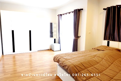 Townhouses for sale : For sell (Urgent!), The Trust Rangsit Klong 1, near Futureparkrangsit
