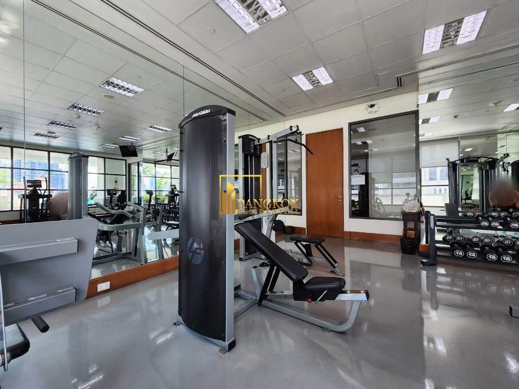 รูป Le Raffine 39 | Remarkable 3 Bedroom Duplex Condo With Pool - BR18307CD - รูปที่ 40/50