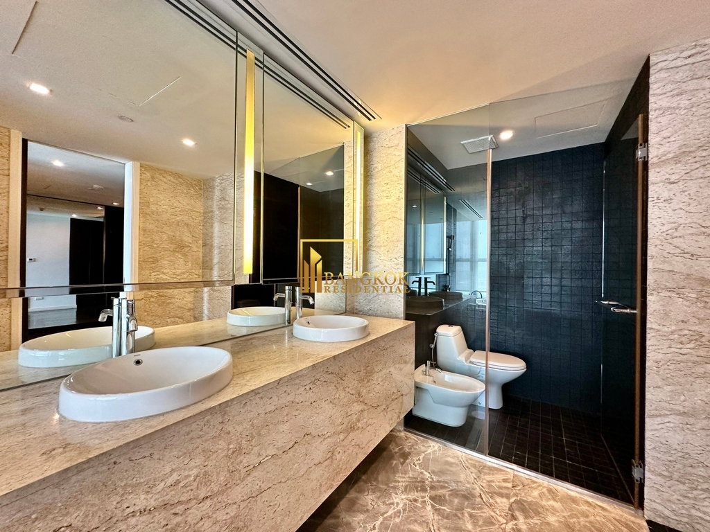 รูป The Pano | Impressive 4 Bedroom Penthouse Condo - BR1396CD - รูปที่ 35/64