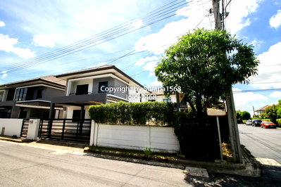 บ้านเดี่ยว สนามบินสุวรรณภูมิ : ขายบ้านเดี่ยว 2 ชั้น หมู่บ้าน อารียา โคโม่ บางนา-วงแหวน บางพลี ต้นโครงการ หลังมุม 71.3 ตร.ว ใกล้ทางด่วน และ เมก้าบางนา