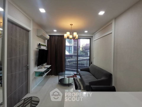 Well-Priced 1-BR Condo For Sale At Trapezo Sukhumvit 16, 300m To MRT Queen Sirikit (ID 1753007)