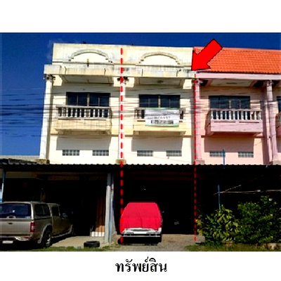 Shophouses for sale Nakhon Sawan : FOR SALE  COMMERCIAL BUILDING PROPERTY  1399000 BAHT.