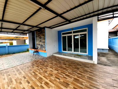 Houses for sale Ck Plaza : HOME 41.9 Sq.w. Pluak Daeng Rayong for 2.5M