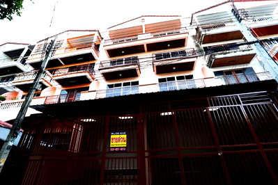 ทาวน์โฮม ลาดพร้าว 107 : CB038 ทาวน์โฮม 3 ห้องนอน คลองจั่น