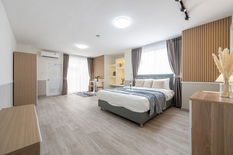 picture A045882 Royal Tower 3 - 4/8