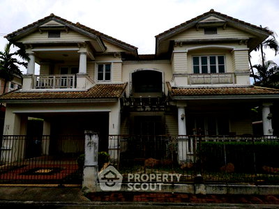 Houses for sale Big C Foodplace Sukhaphiban 5 : 3-BR House 320 Sqm For Sale, Nantawan Ramintra–Watcharapol, Tha Raeng (ID 2426941)