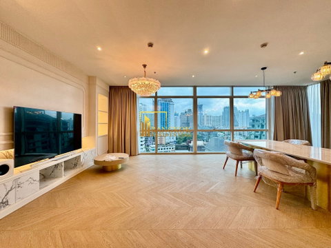 Athenee Residence | Stunning 3 Bed Luxury Condo in Ruamrudee - BR1027CD