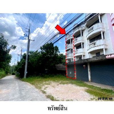 Shophouses for sale Lamphang : FOR SALE  COMMERCIAL BUILDING PROPERTY  1297000 BAHT.