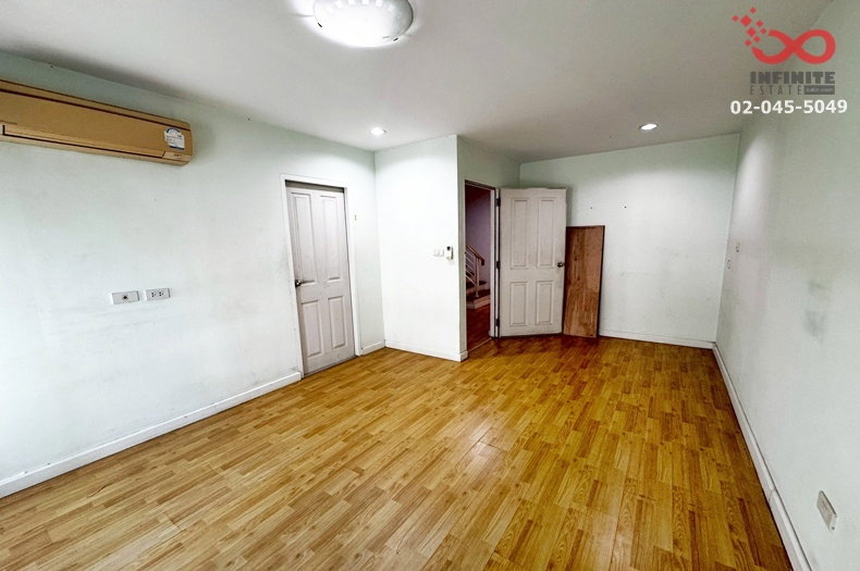 รูป ขายทาวน์โฮม 3 ชั้น 30 ตร.ว. ไพรเวททาวน์ โพธิ์แก้ว 3 ลาดพร้าว 101-ประดิษฐ์มนูธรรม  - รูปที่ 6/12