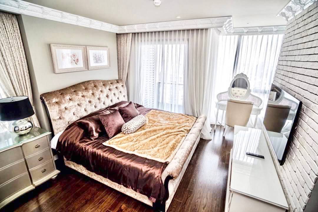 ให้เช่า Mini Penthouse ชั้น 45 ห้องมุม | The Lumpini 24 สุขุมวิท 24 | วิวเมืองและวิวแม่น้ำ | ใกล้ BTS พร้อมพงษ์