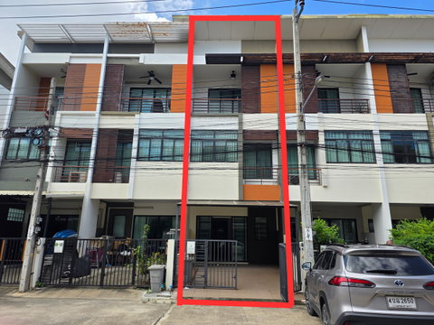 ขายทาวน์โฮม 3 ชั้น Six Nature กัลปพฤกษ์ 17 ตรว. เฟอร์ฯบิ้วอิน เขตบางเเค กรุงเทพฯ