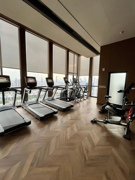 รูป A045884 The Issara Sathorn - รูปที่ 2/8