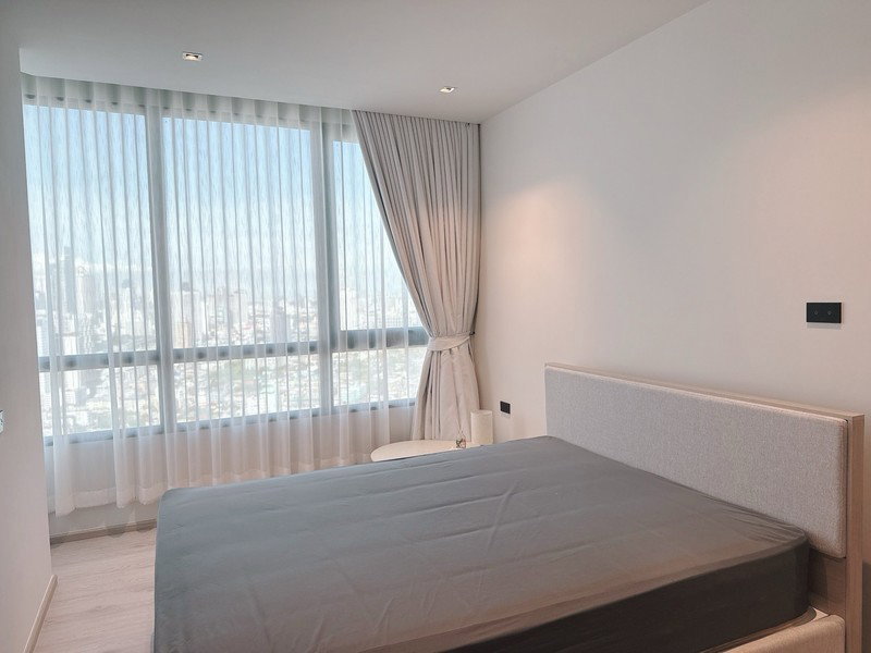 รูป A046200 Reference Sathorn - Wongwianyai - รูปที่ 3/8