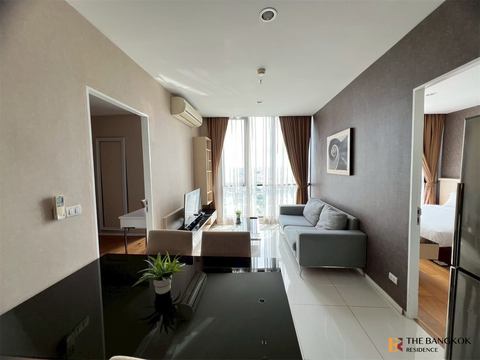 Location Near Employment, Surrounded by Lifestyles UP Ekamai