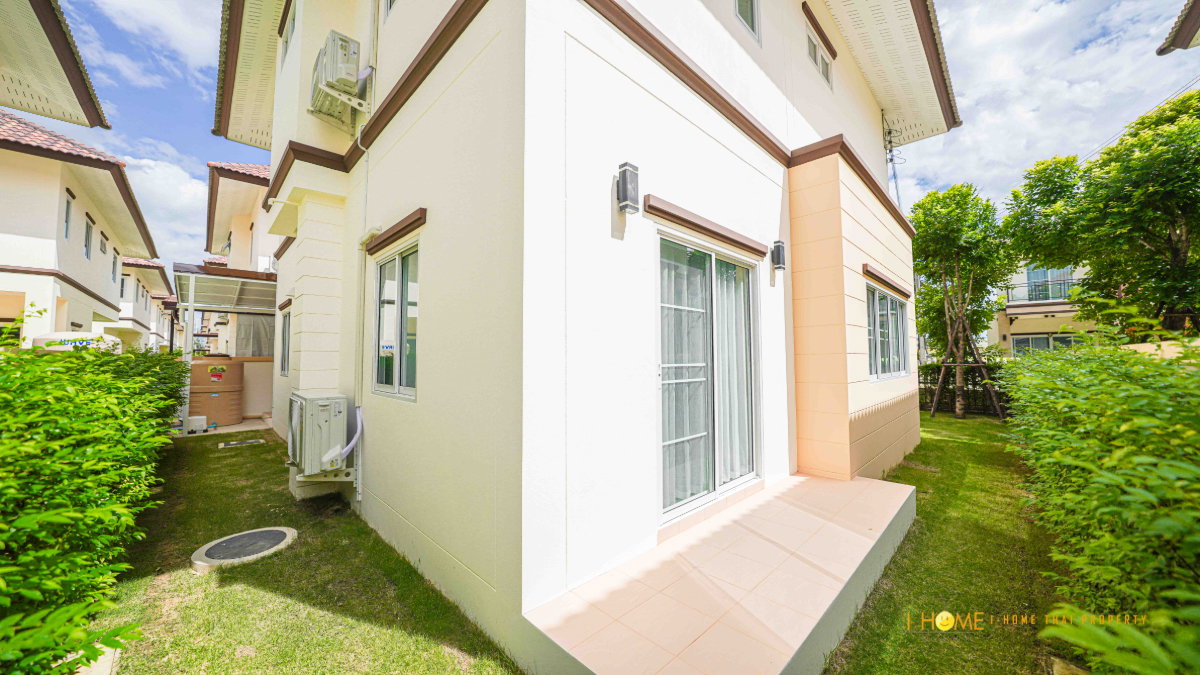 picture  Spacious 2-Storey Detached House for Rent in a Secure Residential Estate - 6/38