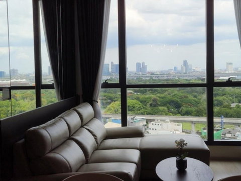 A045912 The Privacy Jatujak