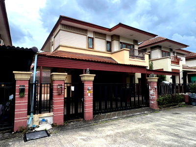 บ้านเดี่ยว ม.ราชพฤกษ์ : ขายบ้านเดี่ยว 50 ตร.วา ใกล้สะพานพระราม 5 และรถไฟฟ้าสายสีม่วง พร้อมเฟอร์ฯ ครบ เพียง 5.5 ล้านบาท 