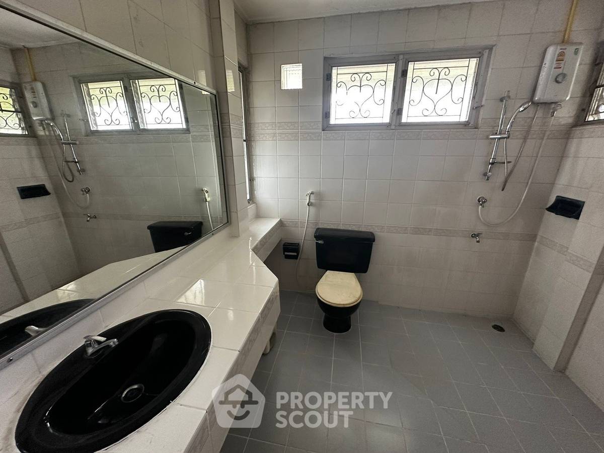 รูป บ้านเช่า 4 ห้องนอน โครงการ สัมมากร รามคำแหง ทำเล สะพานสูง (ID 3046905) - รูปที่ 8/14