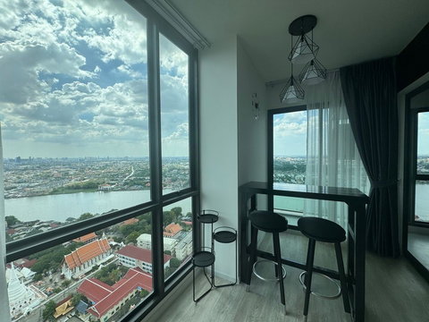 A045650 The Clev Riverline Chaophraya - Wong Sawang