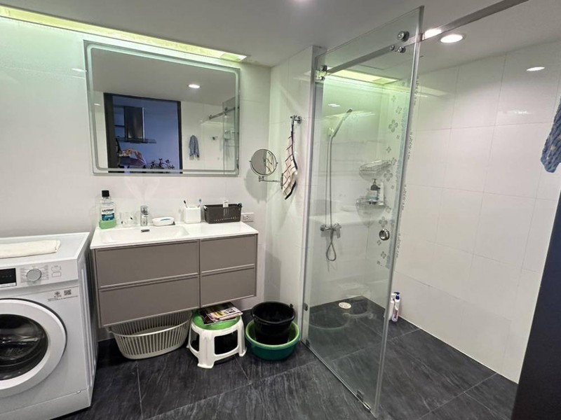 รูป A045471 State Tower - รูปที่ 4/6
