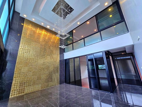 HK0180 Home Office for rent,sell 7 bedrooms Huaykhwang