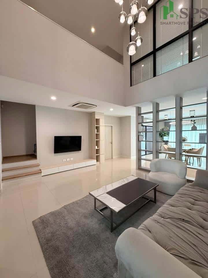 ทาวน์โฮมให้เช่า : ให้เช่าทาวน์โฮมหรู 3 ชั้น | Nirvana DEFINE Rama 9 – Srinakarin (SPSMG22)