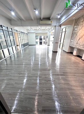 Office for rent : Office Space for Rent – Only 200 Meters from MRT Ratchada (SPSSR277)