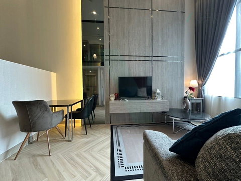 🔺 ขายคอนโด ไนท์บริดจ์ ไพร์ม สาทร อาคาร 1 ชั้น 26 Duplex ขนาด 45 ตรม ใกล้ Empire Tower