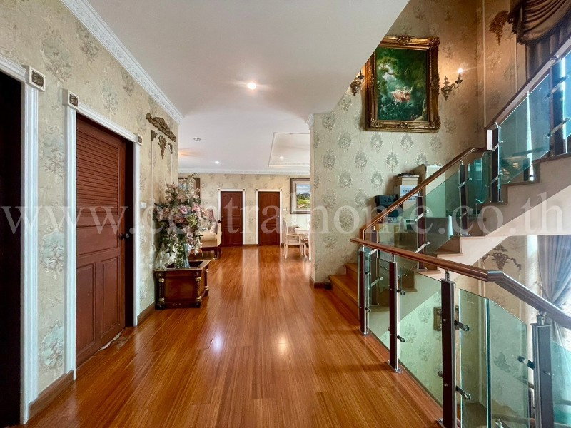รูป บ้านเดี่ยว 3 ชั้น หมู่บ้าน เมืองทองธานี โครงการ 2 บ้านสวย พร้อมอยู่ ราคาถูก - รูปที่ 9/15