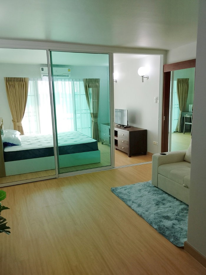 รูป คอนโด low-rise ใหญ่ 66 ตรม. ขายเพียง 2.99 ล้านบาท 2 ห้องนอน 2 ห้องน้ำ - รูปที่ 1/26