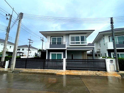 เช่าบ้านเดี่ยว เชียงใหม่ :  ให้เช่าบ้านเดี่ยว 2 ชั้น ในโครงการคุณภาพ พร้อมเฟอร์นิเจอร์ครบ  #AMR-H0316