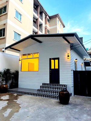Houses for sale Charoen Krung Road : 🏠 FOR SALE  — Brand New House in Prime Sathorn! 🏠