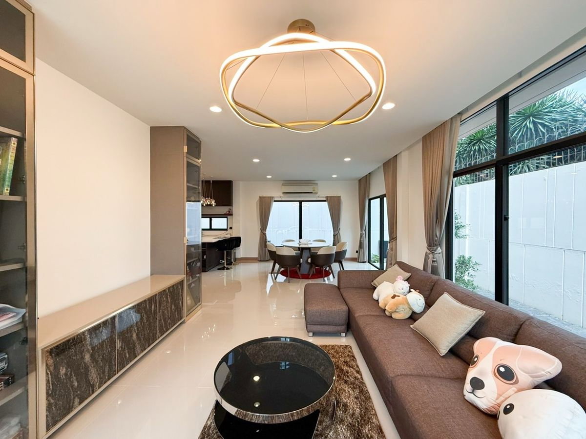 รูป ให้เช่า หลังรีโนเวทใหม่ เศรษฐสิริ พัฒนาการ 4 นอน มีห้องแม่บ้าน📍เพียง 90,000/เดือน - รูปที่ 2/15