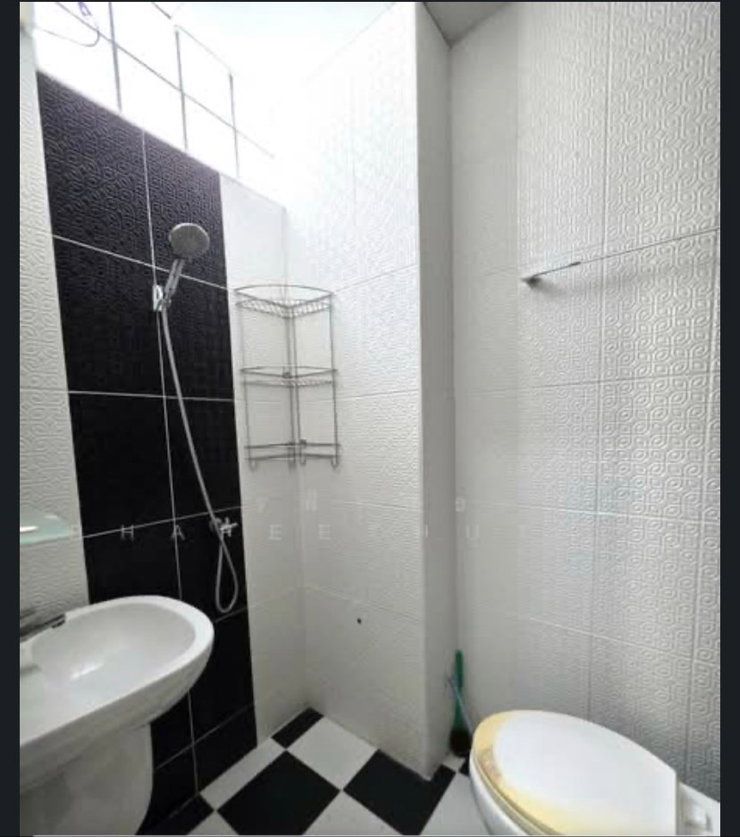 รูป ทาวเฮ้าส์ 3 ชั้น 4 ห้องนอน 4 ห้องน้ำ 2 ที่จอดรถ ราคา 2.99 ล้าน (ราคาประเมิน 3.55ล้าน)  - รูปที่ 7/23