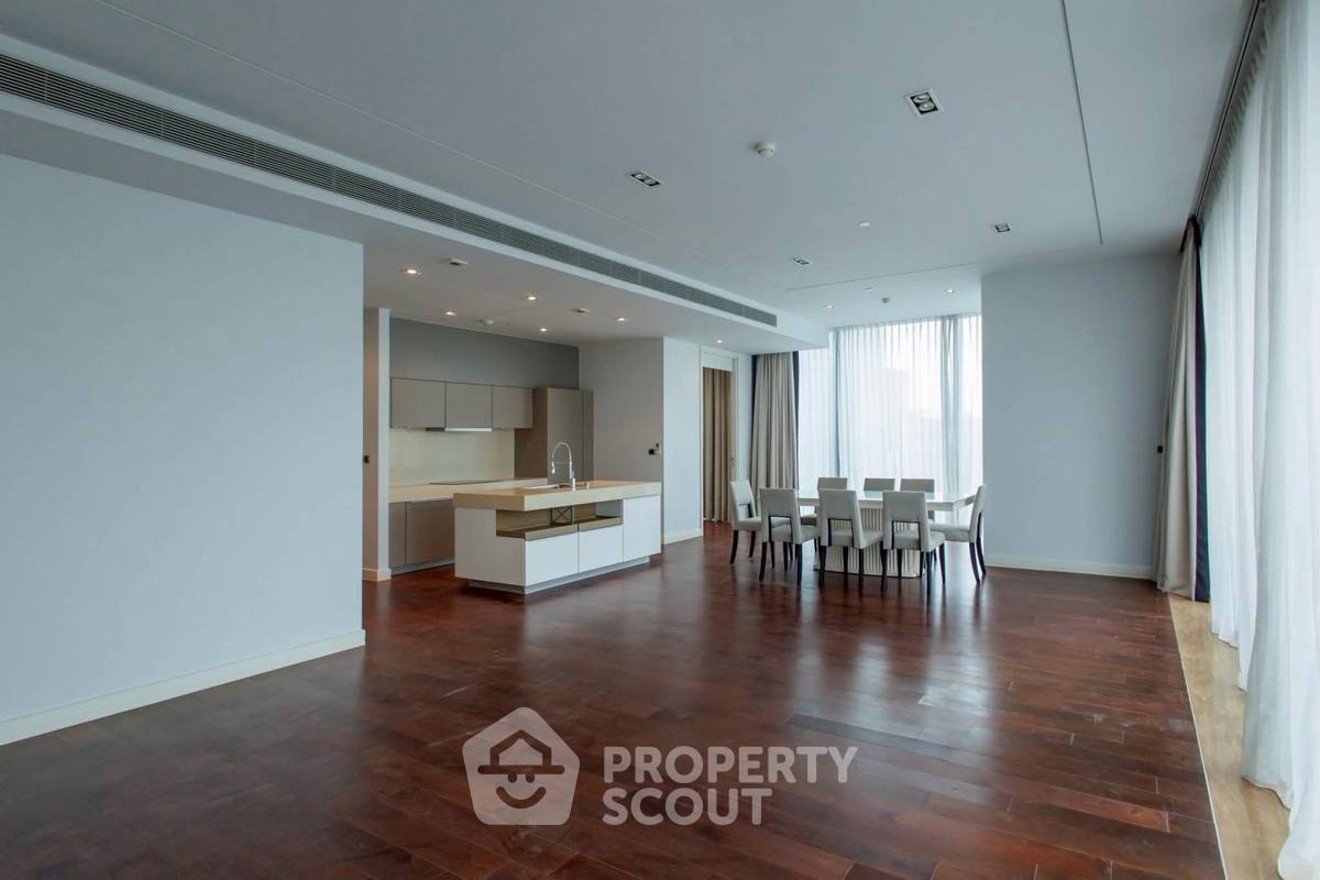 รูป คอนโด 3 ห้องนอน ขนาด 192 ตร.ม. ขายที่ มาร์ค สุขุมวิท ใกล้ BTS พร้อมพงษ์ 100 ม. (ID 3049587) - รูปที่ 3/10