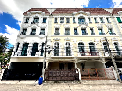 Townhouses for sale Department of Mental Health : Baan Klang Muang Monte - Carlo / 5 Bedrooms #TPCC064