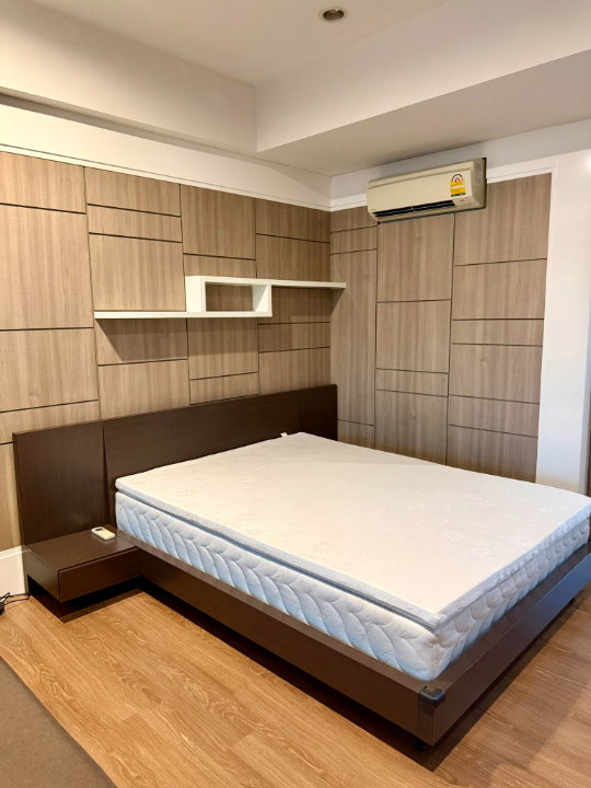 รูป ปล่อยเช่า Townhome Luxury 3.5 ชั้น ทำเลสุขุมวิท ใกล้ BTS อ่อนนุช บ้านสวย วิวสวน เป็นส่วนตัว พร้อมเข้าอยู่ -RW008059 - รูปที่ 8/14