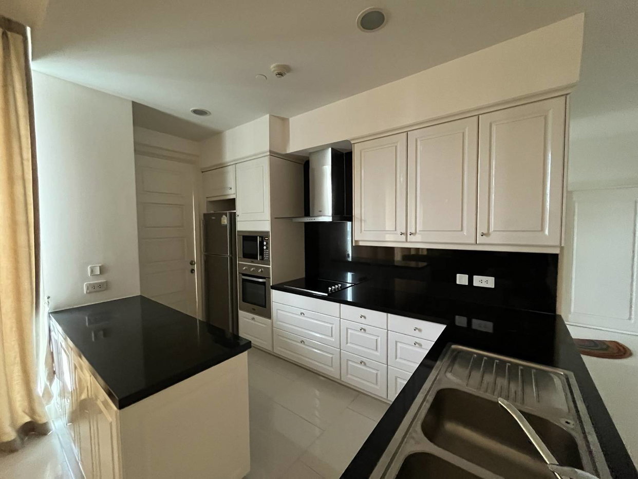 รูป ROYCE PRIVATE RESIDENCES 2 bedrooms, for rent - รูปที่ 2/10