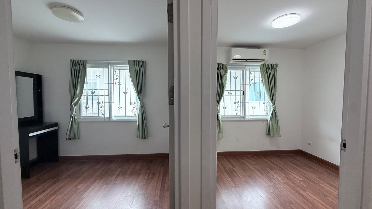 picture Urgent sale : Townhouse  in rangsit -bang phun - 15/16