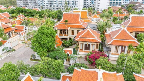 For sale Luxury Thai-Style Pool Villa in Jomtien, Pattaya Special Price: THB 24.9 Million