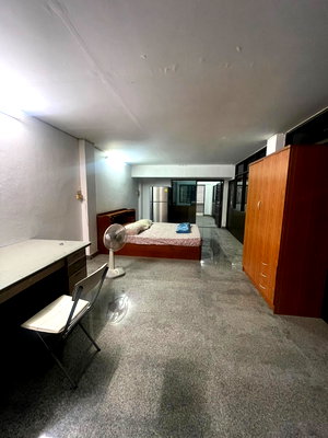 เช่าอาคารพาณิชย์ สีลม สาธร : Room for rent  in the Central Business District Area. (Near Silom, Sathorn Road)