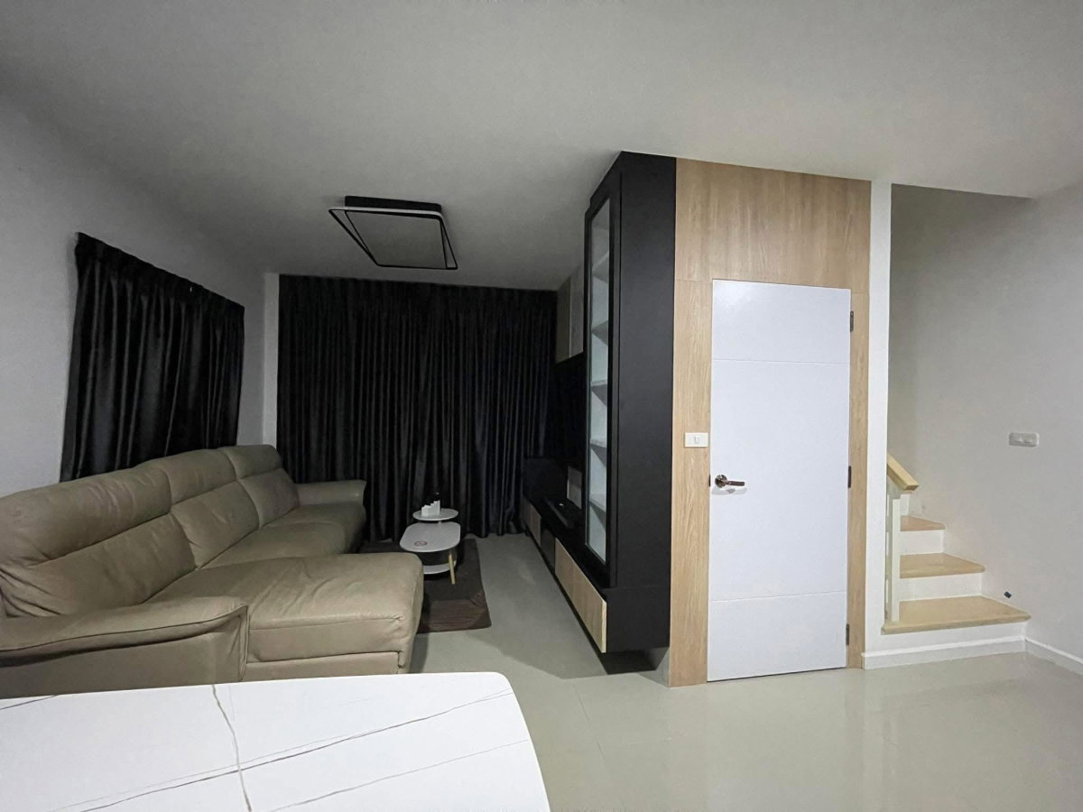 รูป 🔥 ขายบ้านแฝด 2 ชั้น ✅ คาซ่า เพรสโต้ (Casa Presto) ใกล้มหาวิทยาลัยเทคโนโลยีพระจอมเกล้าธนบุรี (บางมด) - รูปที่ 8/12