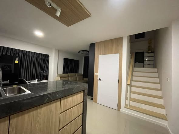 รูป 🔥 ขายบ้านแฝด 2 ชั้น ✅ คาซ่า เพรสโต้ (Casa Presto) ใกล้มหาวิทยาลัยเทคโนโลยีพระจอมเกล้าธนบุรี (บางมด) - รูปที่ 4/12