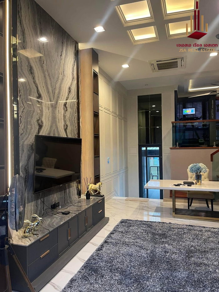 picture ✨ For Rent : THE EIGHT Chatuchak - Ratchada ✨  💰 Only 130,000 thb/month - 2/10