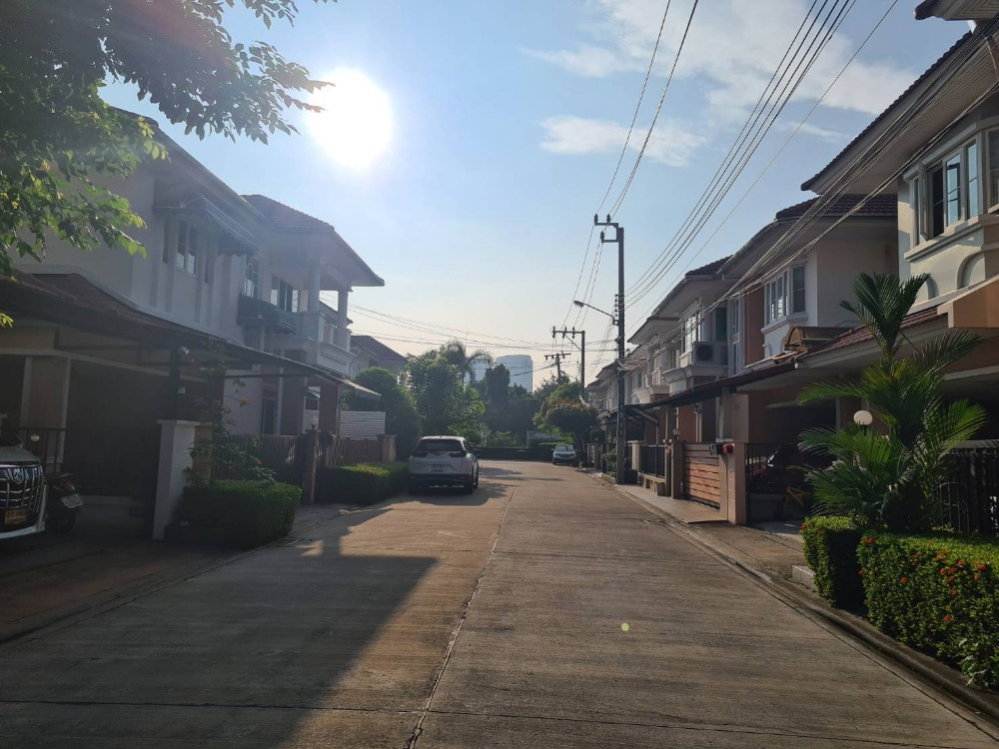 รูป 🏡 ให้เช่าบ้านเดี่ยว 2 ชั้น พัฒนาการ 44 | โครงการนาราวัลย์ ✨ บ้านแต่งสวย พร้อมอยู่ บิ้วอินทั้งหลัง ทำเลดี ใจกลางเมือง! - รูปที่ 19/20