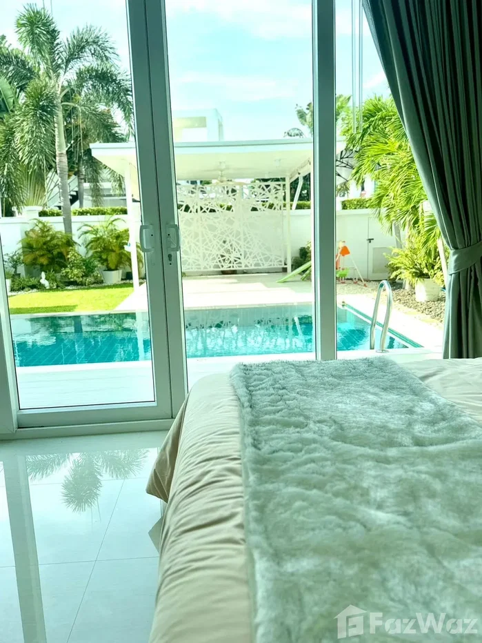 picture Luxury Villa 6536643 - 11/14
