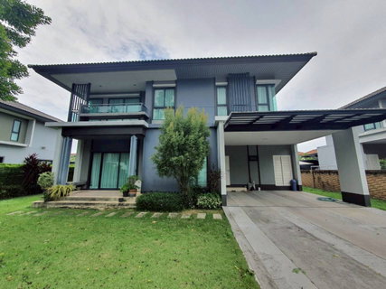 Affordable Single House for Sale – Habitia Yard Ramindra, Bangkok Near Fashion Island  Land area: 110 sq.w. (440 sq.m.) 4 Bedrooms, 3 Bathrooms