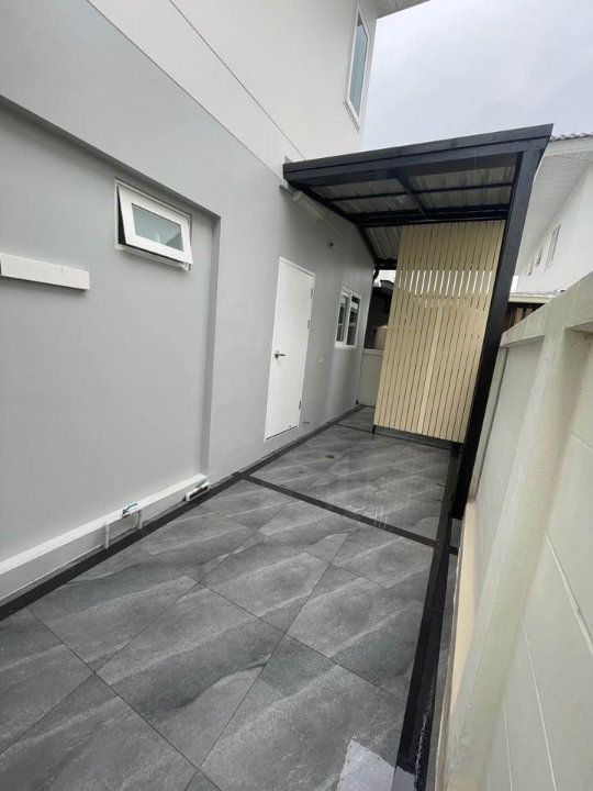 รูป ให้เช่าบ้านเดี่ยว 2 ชั้น ในโครงการคุณภาพ พร้อมเฟอร์นิเจอร์ครบ #AMR-H0316 - รูปที่ 16/18